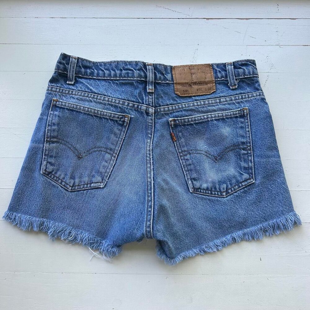Vintage Levi’s 505 Cut Off Jean Shorts